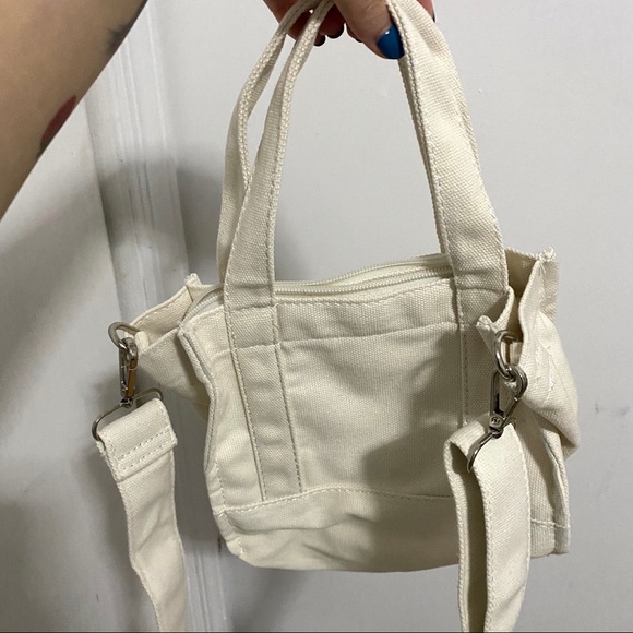 Vintage Embroidered canvas crossbody bag -SOLD - Picture 9 of 10